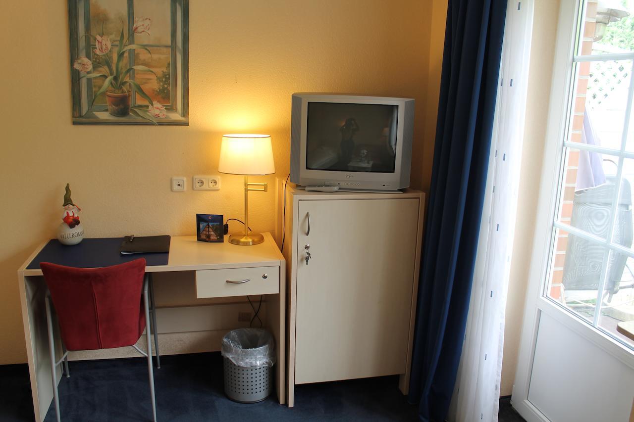 Gasthaus Zur Alten Eiche Hamburg Room photo